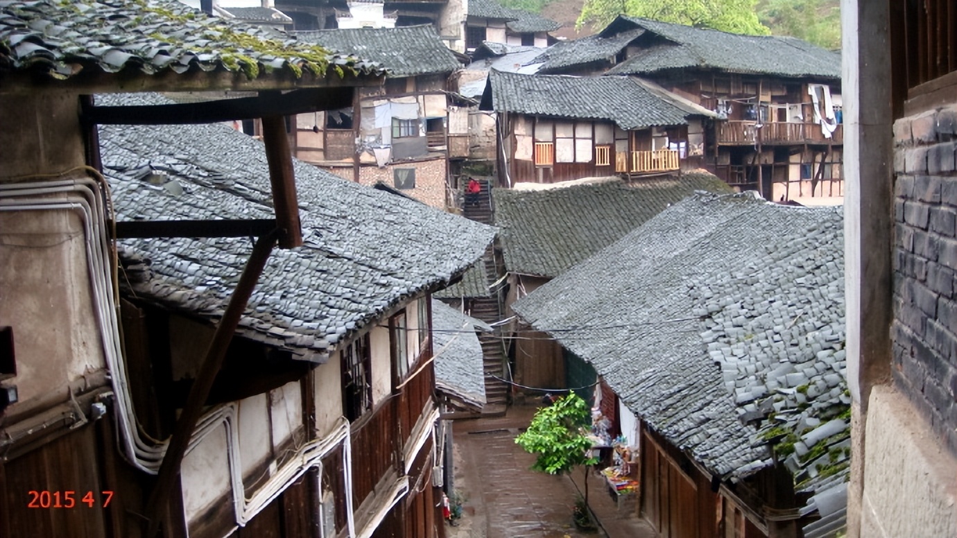 Selfdriving Tour in Southern Sichuan Luzhou Fubao Ancient Town iMedia