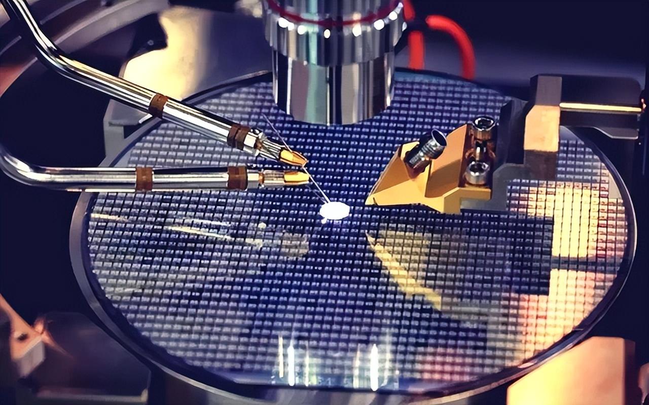 The 14nm is purely domestic, and the mass production of the 7nm process