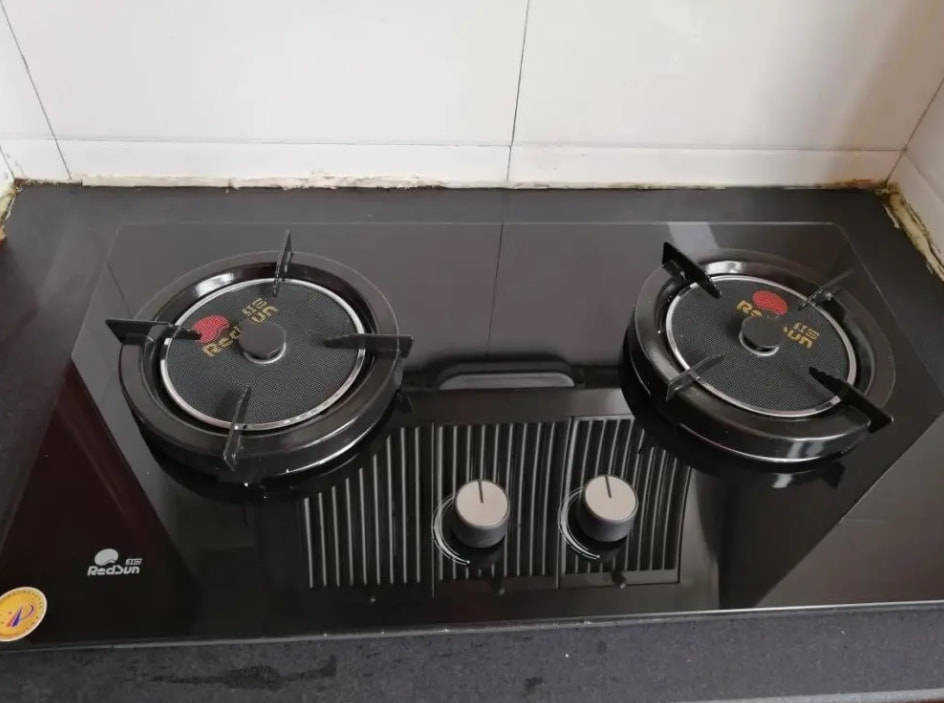 More and more people are installing infrared gas stoves in their