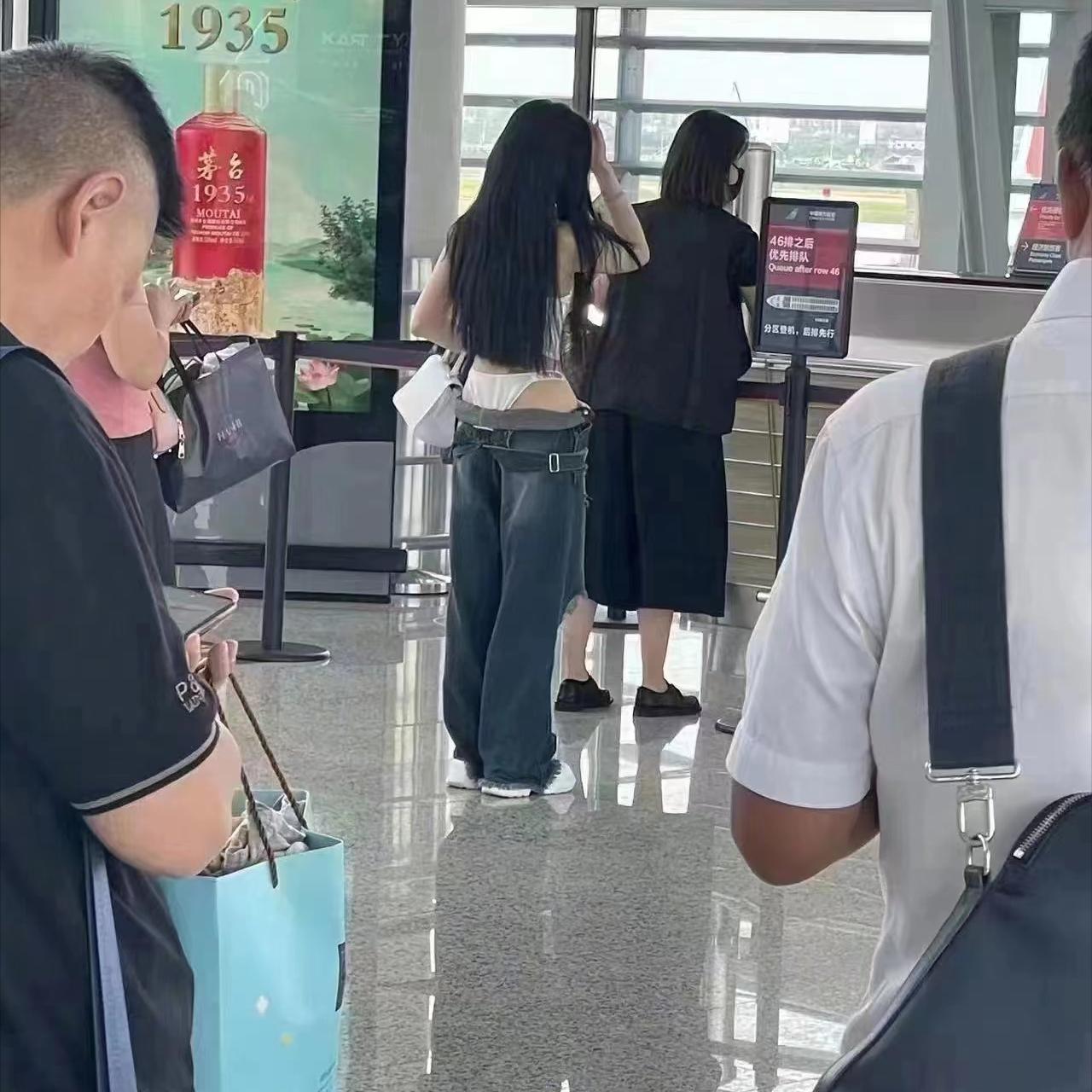 Can clothes be worn casually! Can you put on clothes? iNEWS