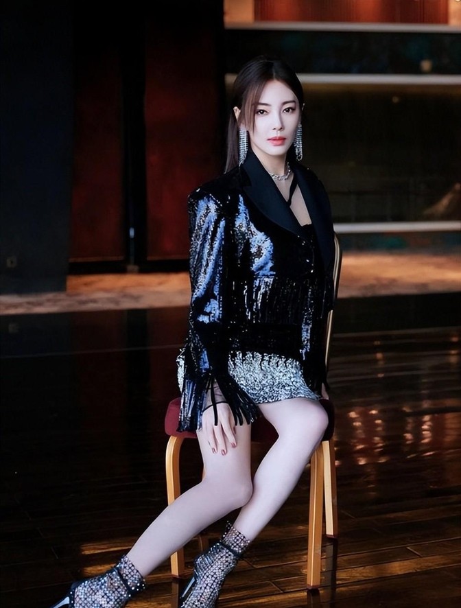 The scandal in the entertainment industry! The nude photo scandal, the