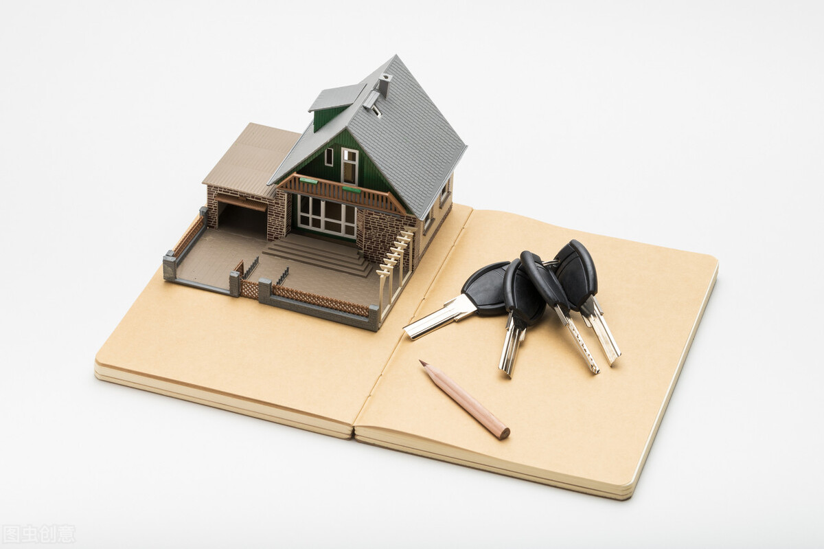 What is the difference between a regular reader and a nonreader? iNEWS