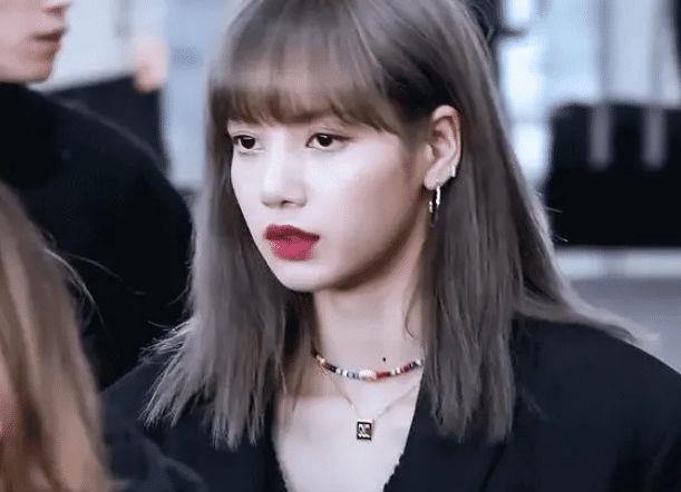 It's too spicy! A video of Lisa's Crazy Horse show leaked. She rubbed