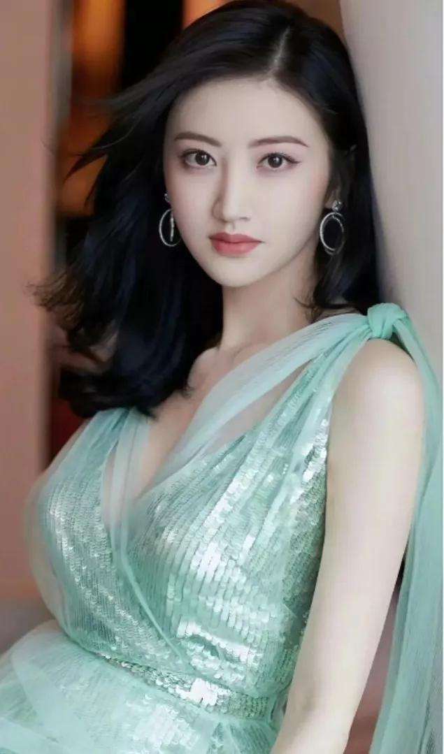 I really can't figure out why Jing Tian doesn't lack any capital, why ...