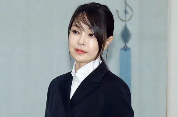 South Korea's new first lady is hot!The 49-year-old is still so tender ...