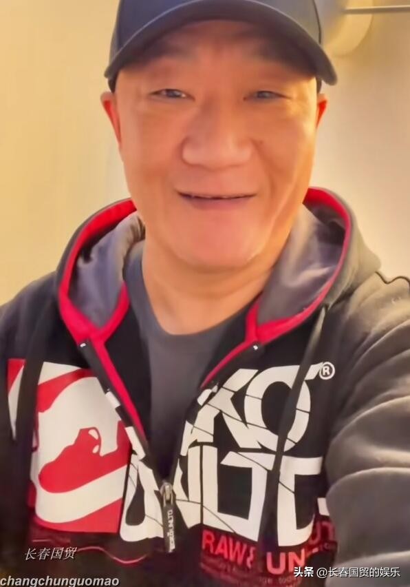 The singer Xie Dong who sang [Smiling Face] is 60 years old!Post a