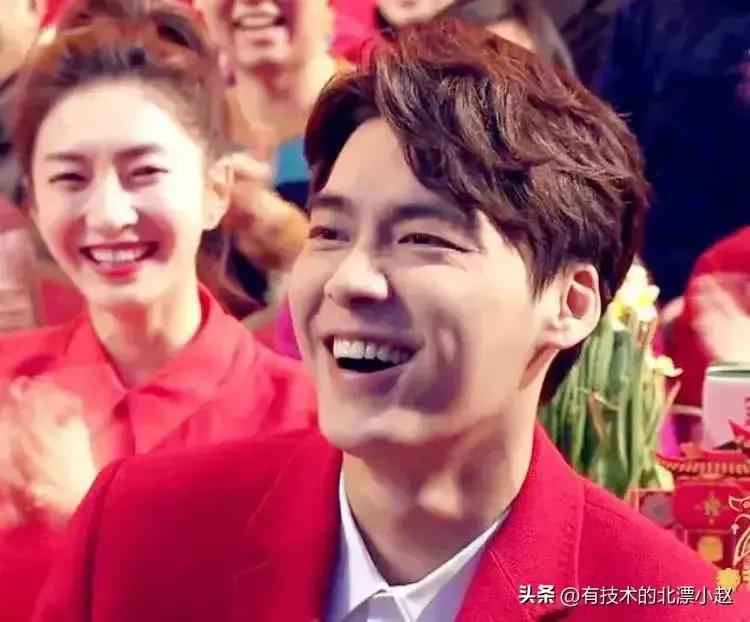 Li Yifeng shows off his wealth naked and spends infinitely. He also ...