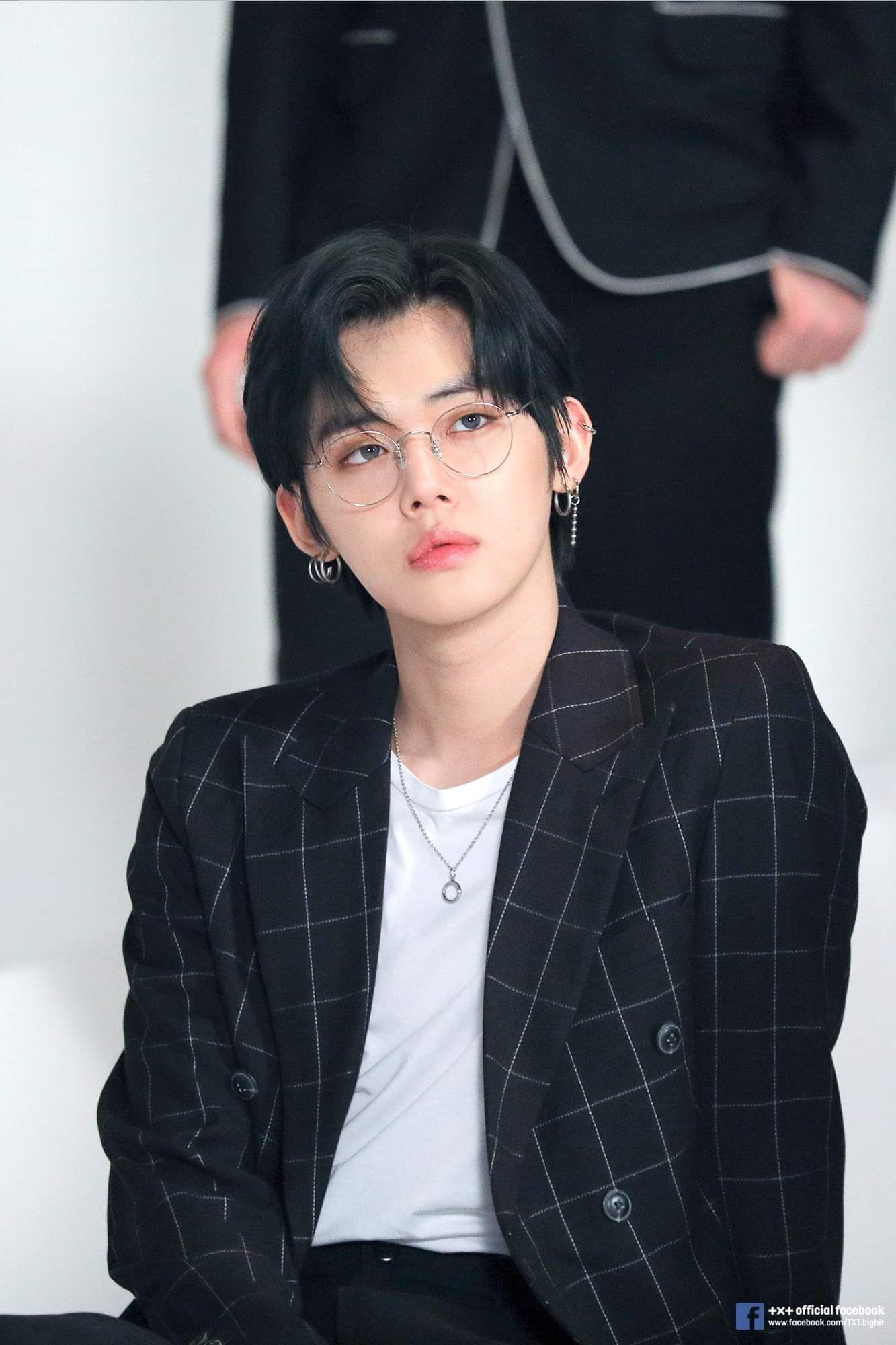 TXT's net worth: Who is the richest person in the group? - iNEWS