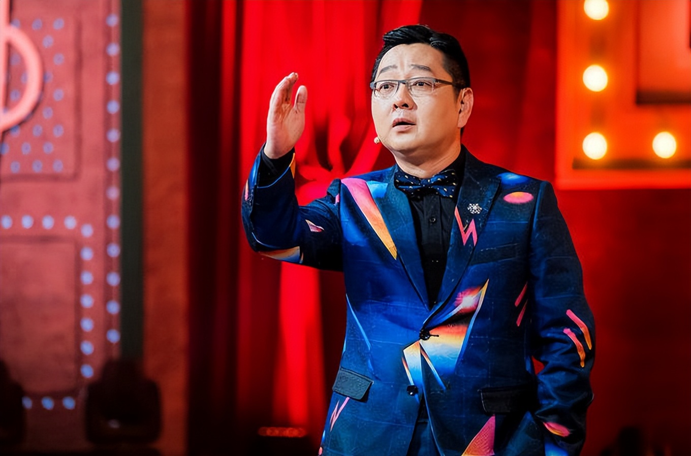 After being stunned by overseas returnees, Zhang Shaogang encountered ...