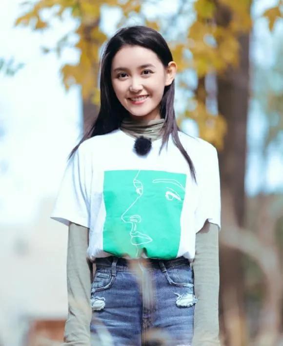 Jiang Yiyi, 00 Xiaohua - iNEWS