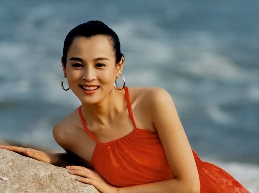 Zhao Mingming and Song Dandan were both betrayed by the Ying family ...