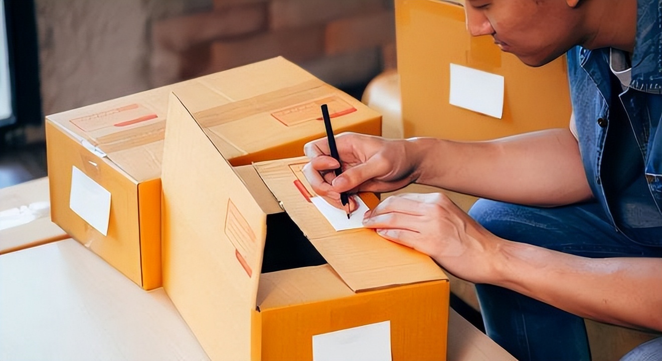 What is the cheapest way to send things? What are the pros and cons