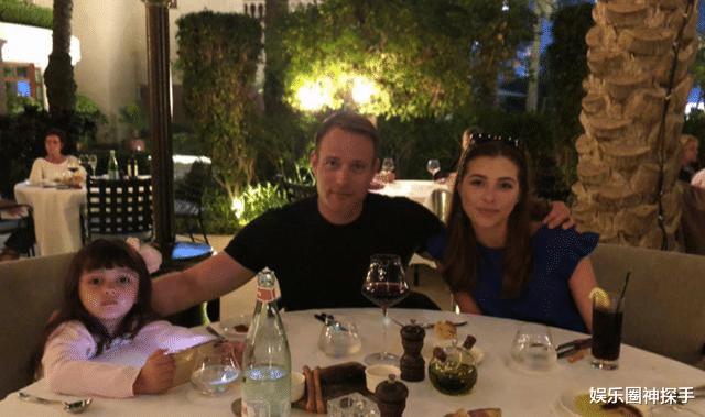 Ma Yashu's husband is still tall and handsome at the age of 46. Chang ...