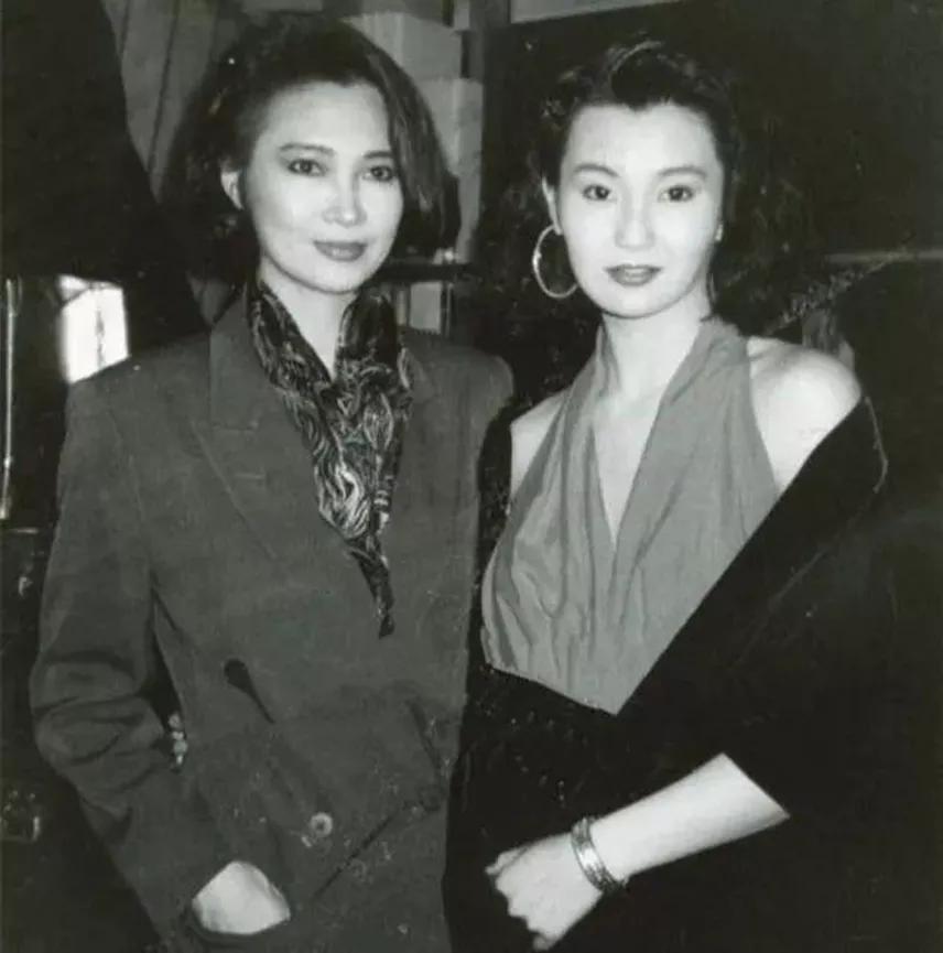 She is Leslie Cheung's only goddess. She was deaf at the age of 2 ...