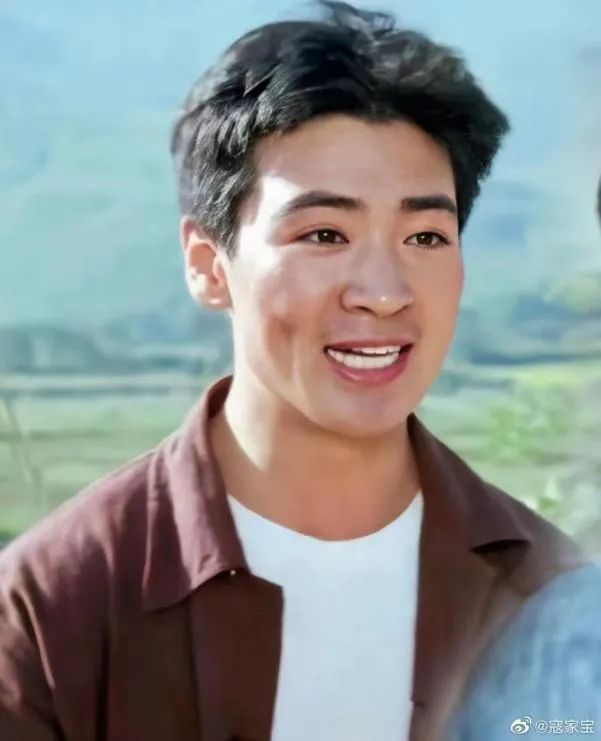 The former national male god became popular again with the Qiong Yao ...