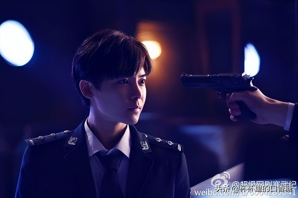 Hou Minghao must watch dramas! With "Cambrian" ruthless killer gained