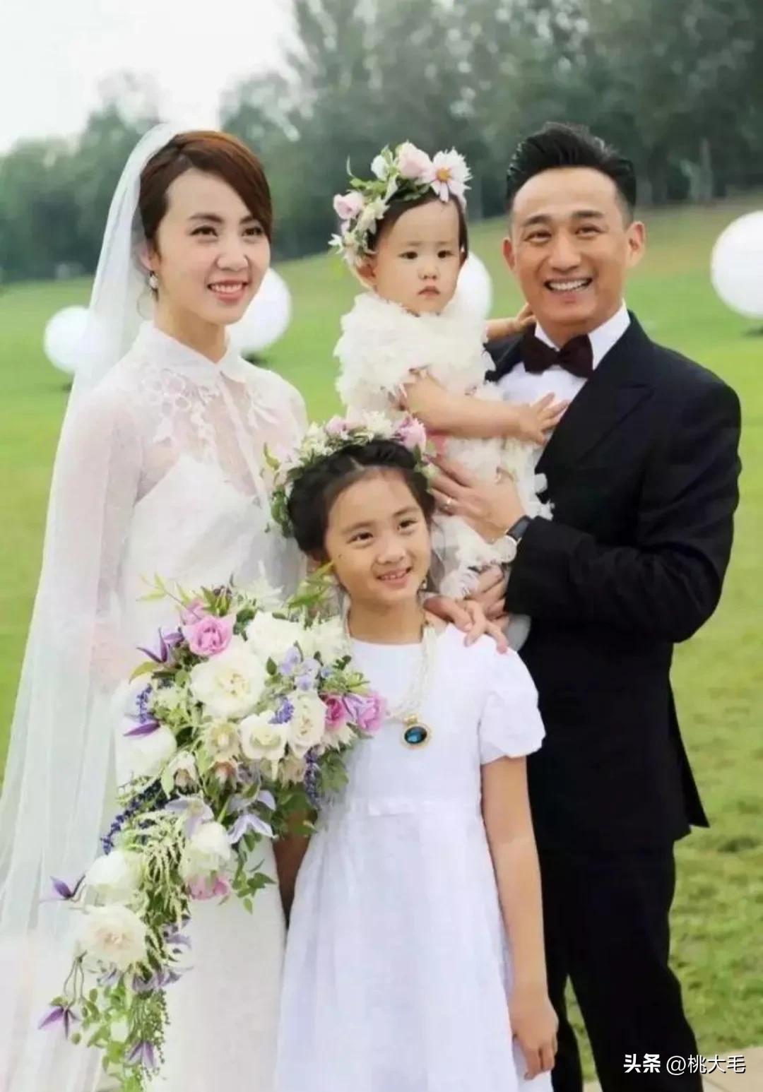 Sun Li posted a recent photo of her 5-year-old son, but she stole the ...