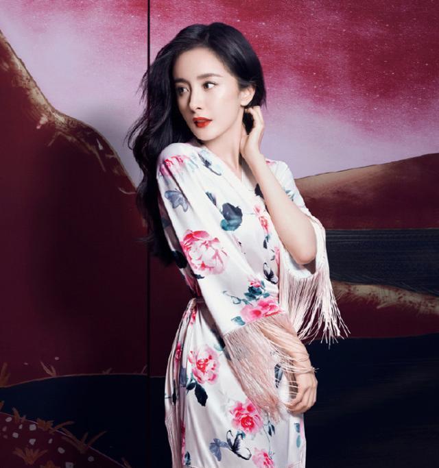 Zhou Dongyu and Yang Mi are the Newest Faces of Victoria's Secret -  DramaPanda