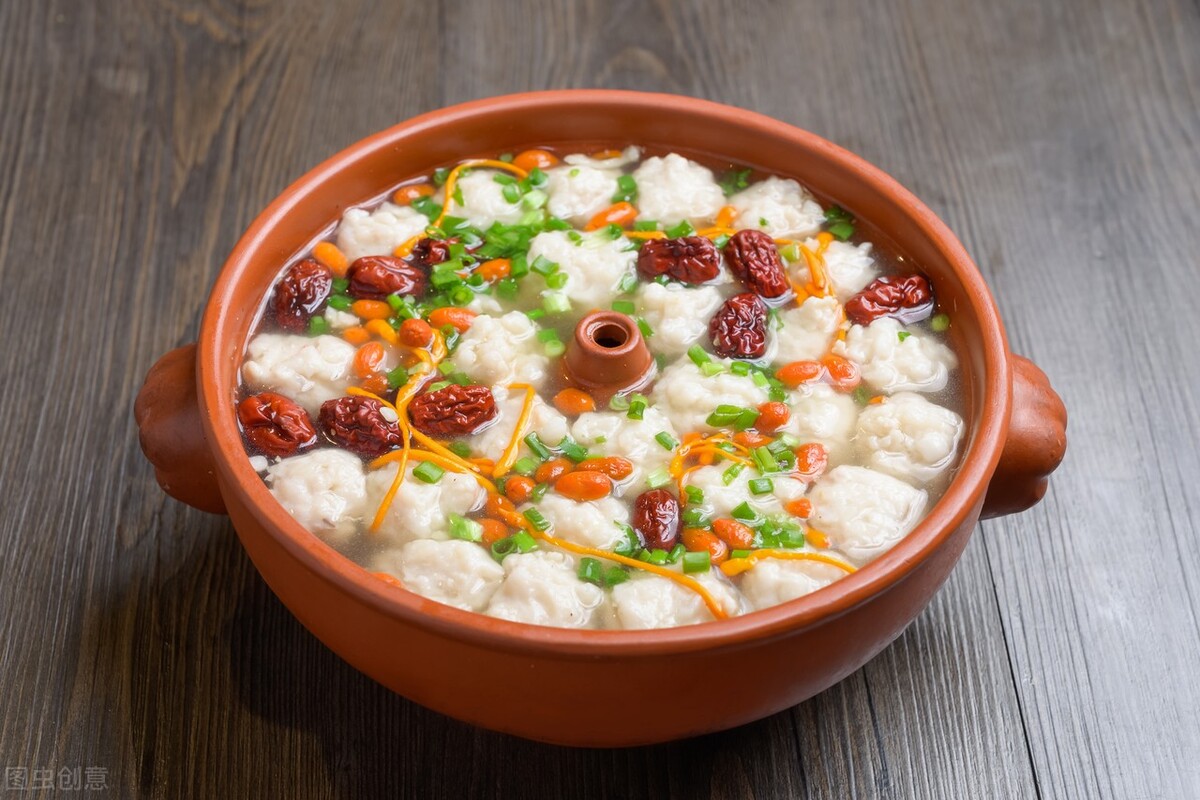 Drink more soup in autumn, and your body will be healthier. Share 4