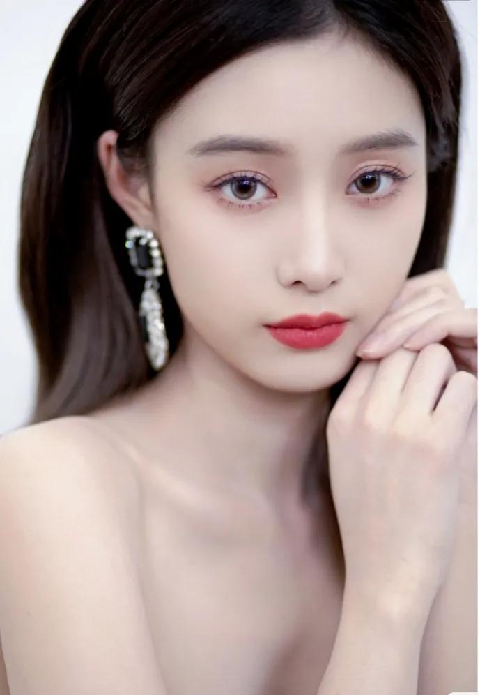 Xu Yiyang - The True Colors of Romance - iMedia