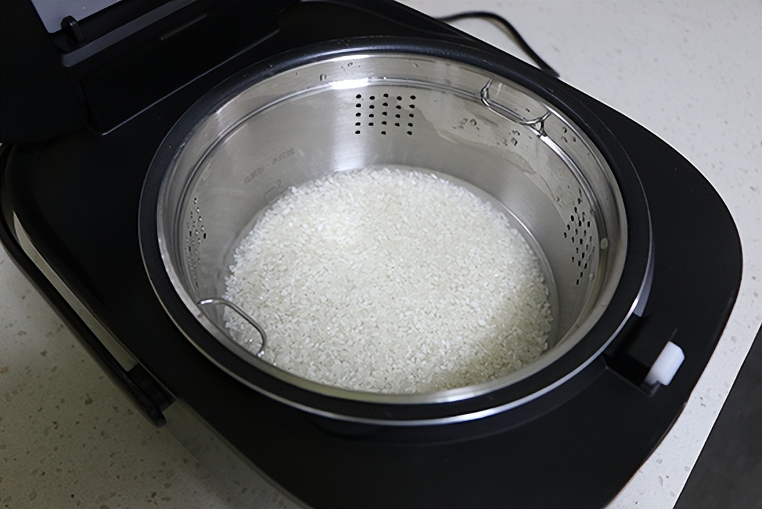 Can the rice cooker still be used after the coating has peeled off?How ...