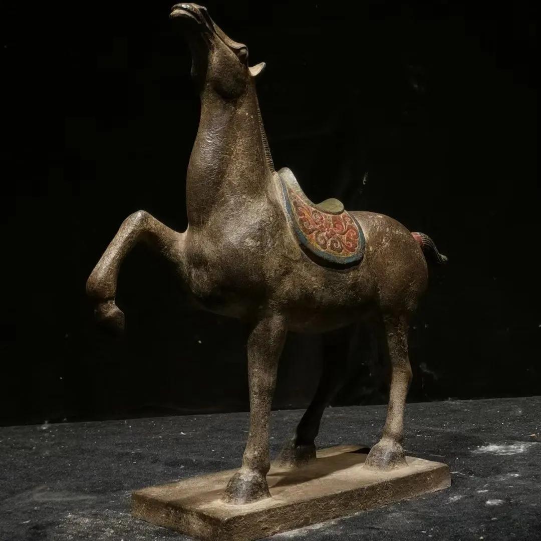 Appreciation of bluestone horses in Tang Dynasty iNEWS