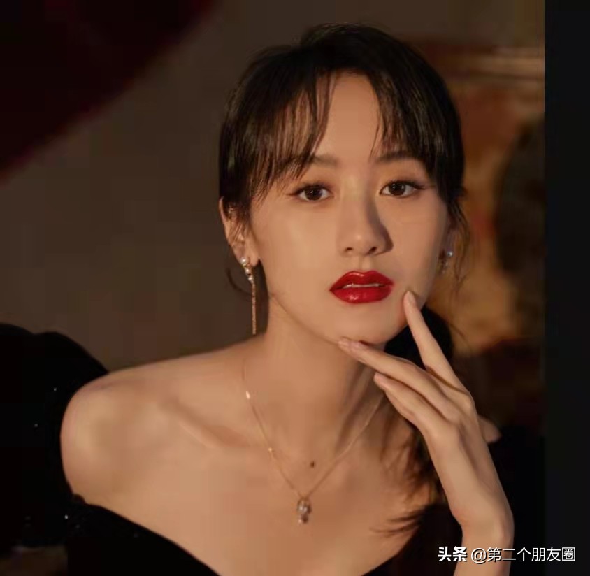 Another tax evasion artist!Yang Mi's crew is affected, I'm sorry Deng