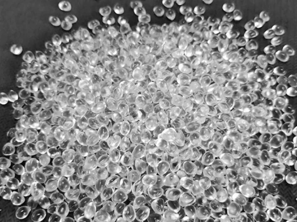 The first sister of Mo said What are the materials of the invisible