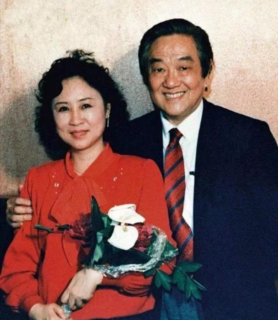 84-year-old Qiong Yao walked out of the grief of her deceased husband ...