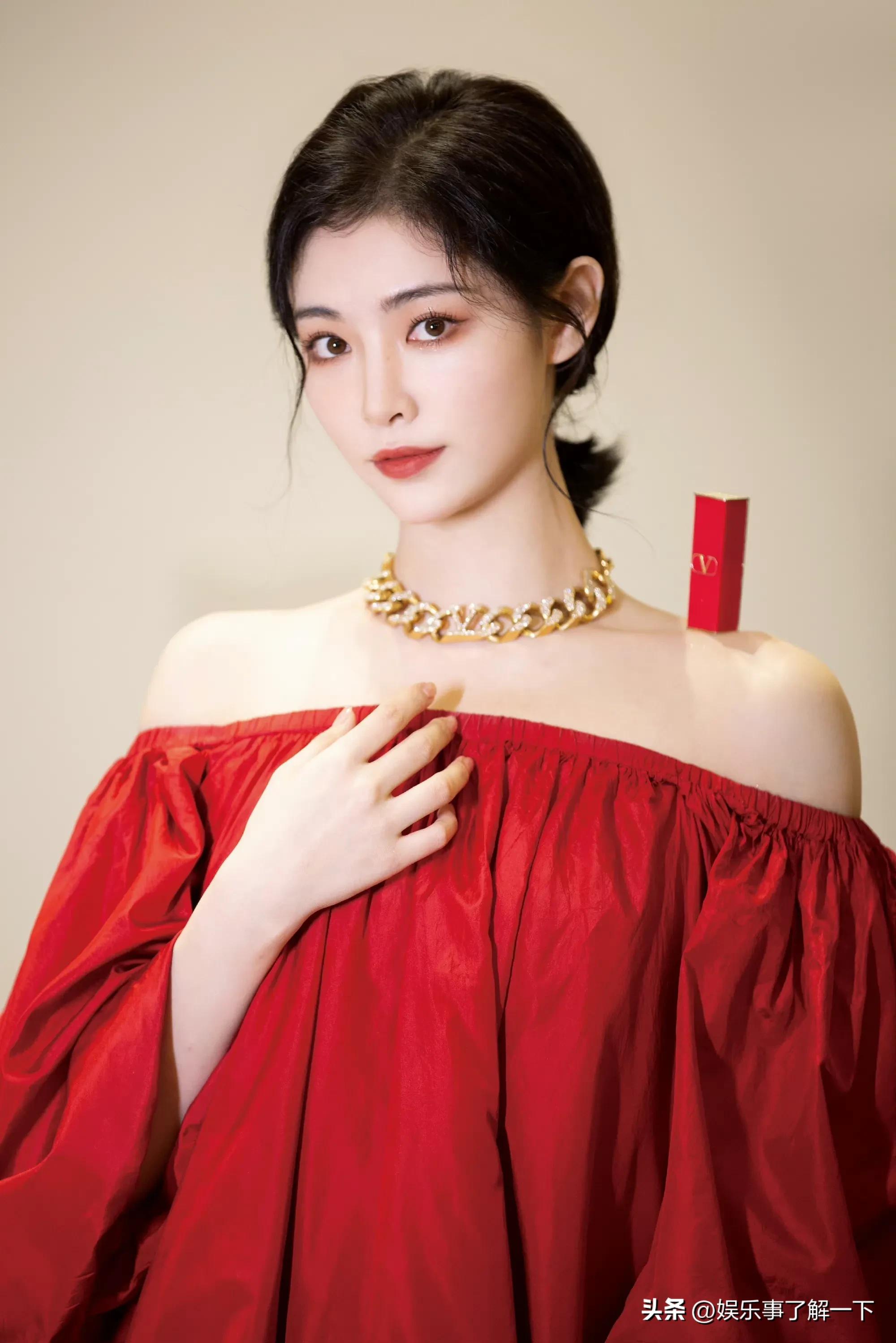 許佳琪壁紙分享第二彈:一襲紅衣,盡顯溫柔女神氣質 - 資訊咖