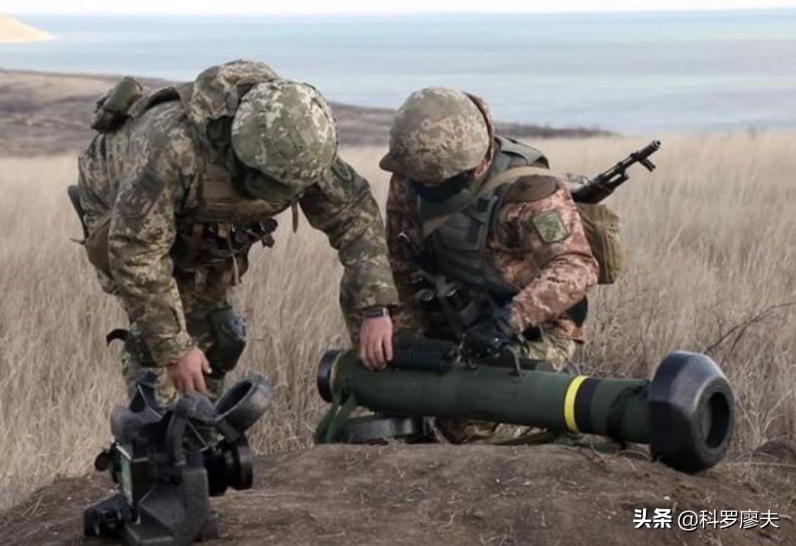 Ukraine's Javelin missiles have been fired all the time, and tanks