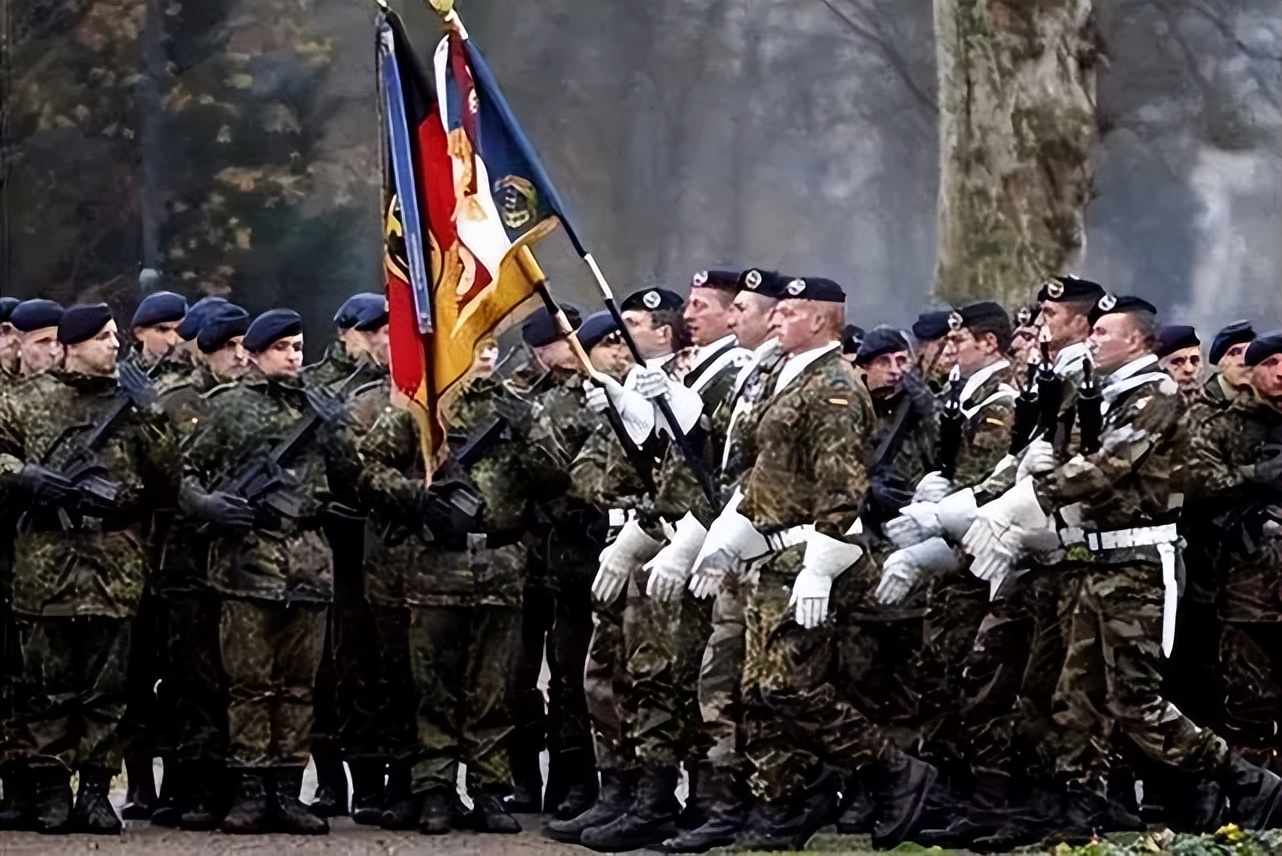 The coming of Germany and Holland is real, the two armies are deeply ...