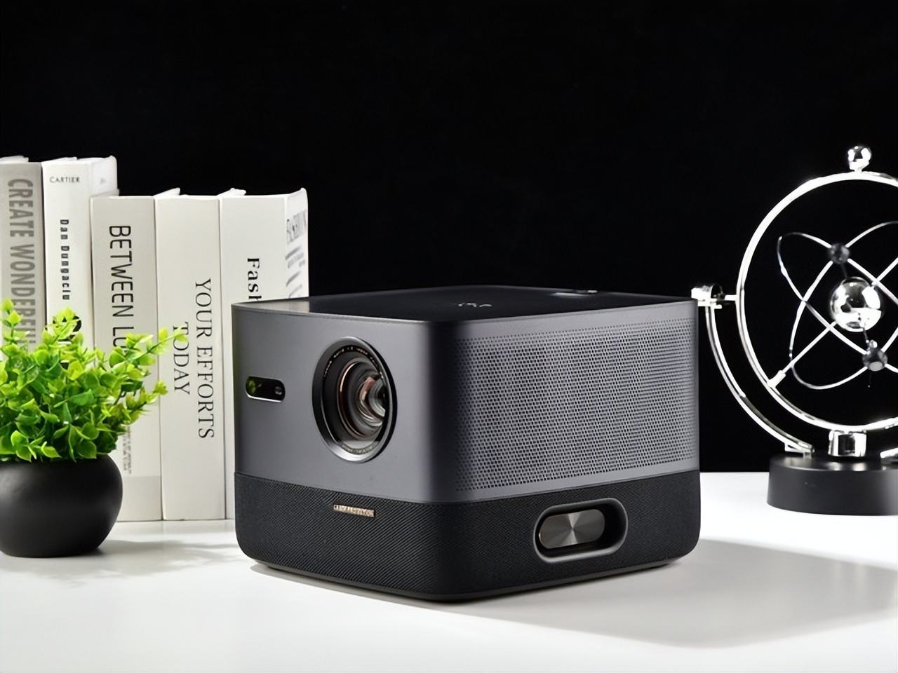 2500 CVIA Lumens Professional Color AOC K1S ALPD Laser Projector Review ...