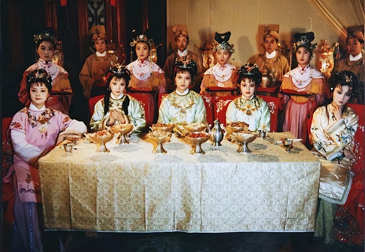 Dream of Red Mansions How much do Chinese people value face? Just look