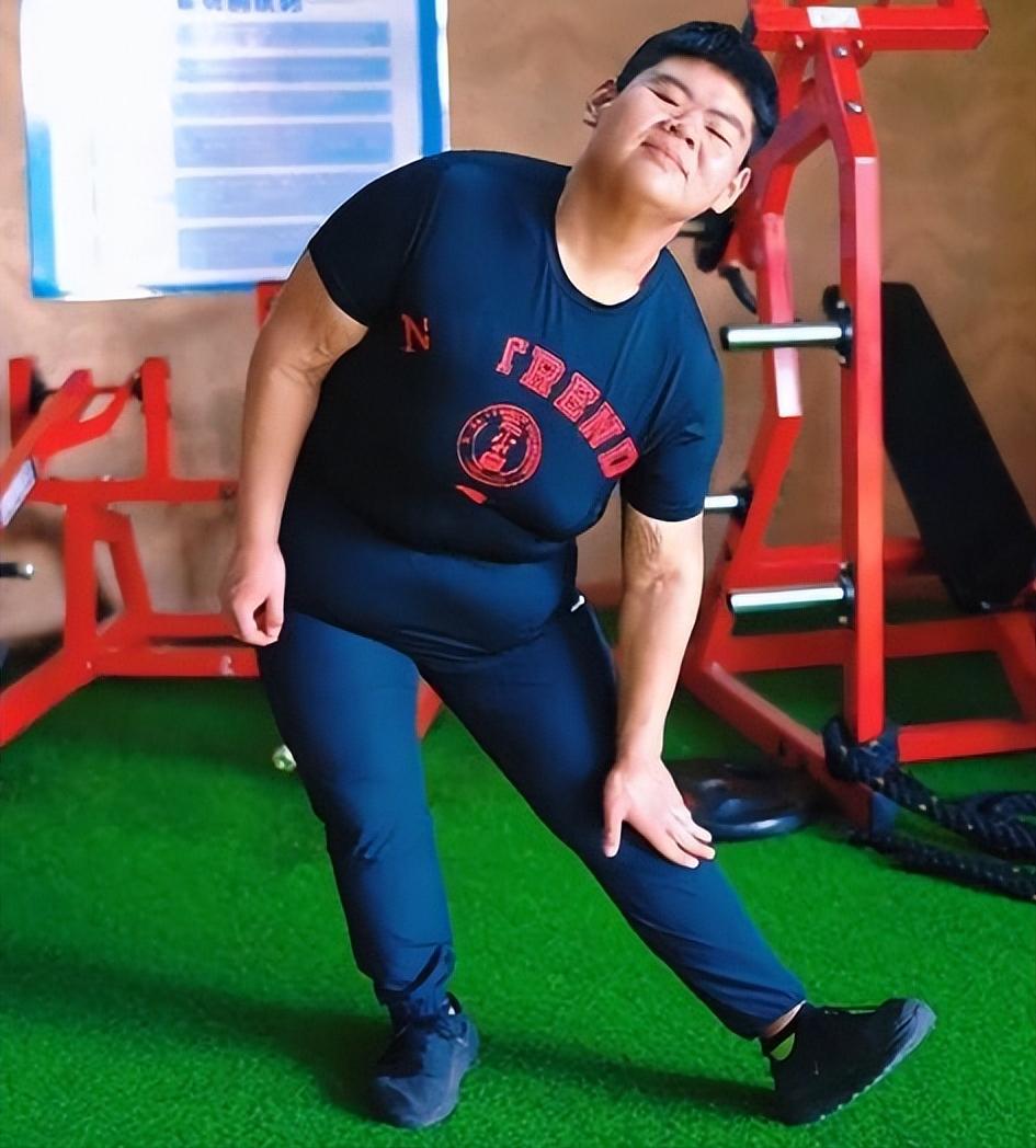 "China's Big Fat" Wang Haonan lost 480 pounds because of love. After ...