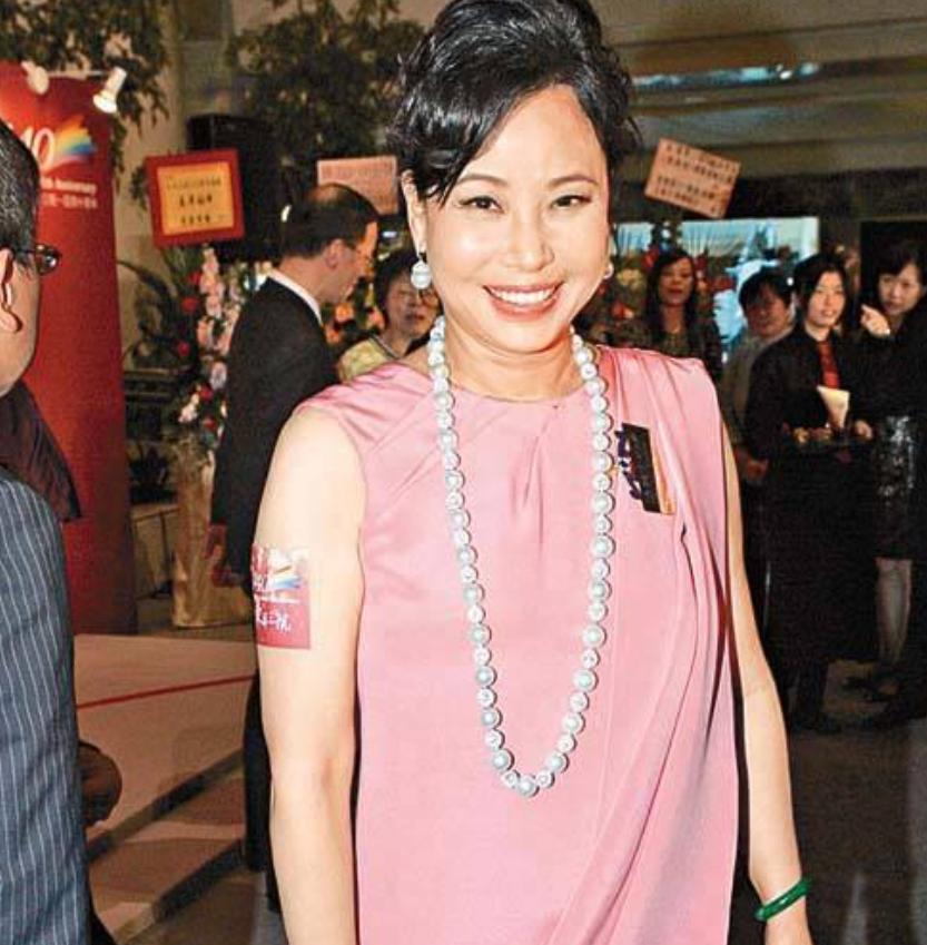 The 70-year-old gambling king's third wife Chen Wanzhen showed up to ...
