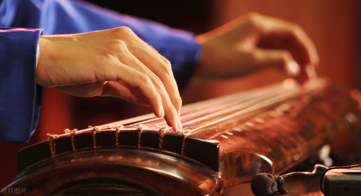 What is the difference between guqin and guzheng?Through these five points, let us learn to