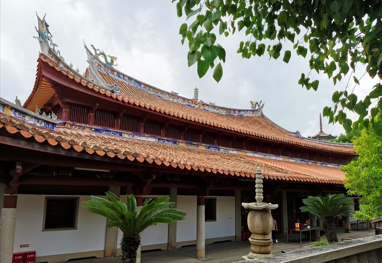 中國寺廟最好的模樣：絕無任何商業氣息，連收款碼都沒有 - 資訊咖