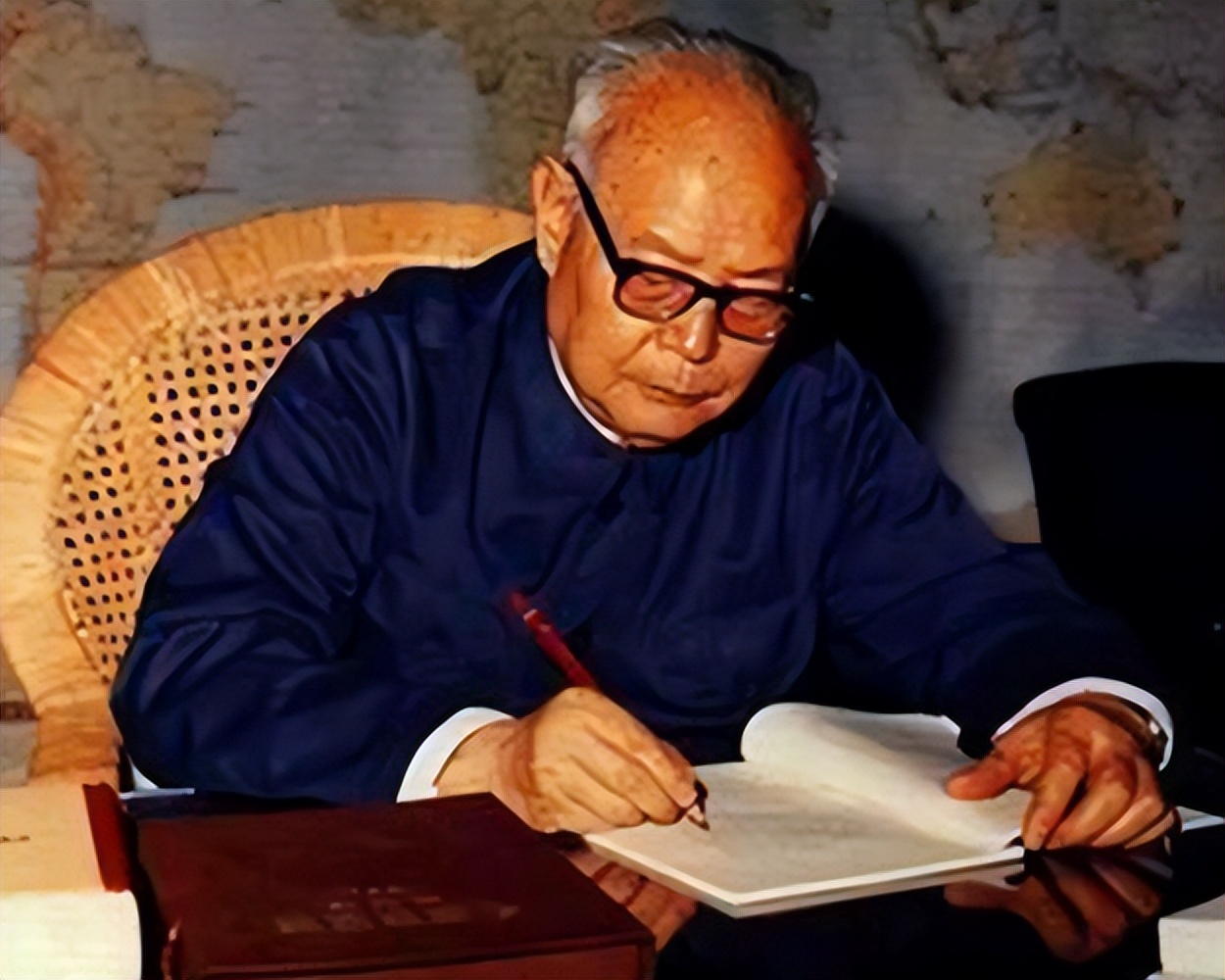 After Wang Zhitao visited Ye Jianying, Zhu De, and Chen Yi in 1971, he ...