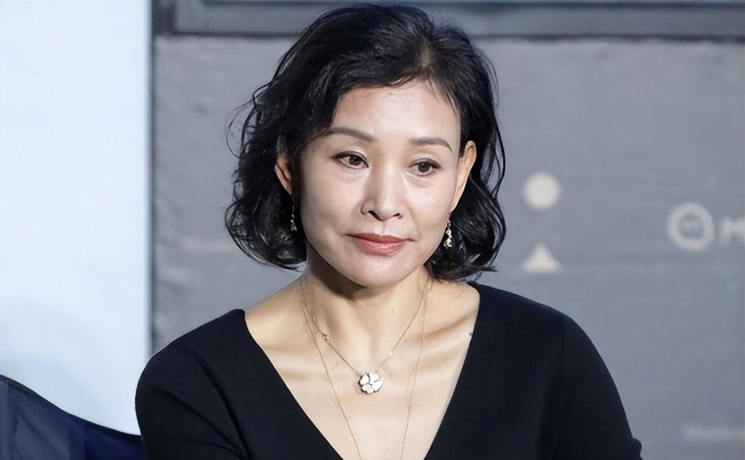 Chen Chong had a miscarriage and was unable to bear children. After ...