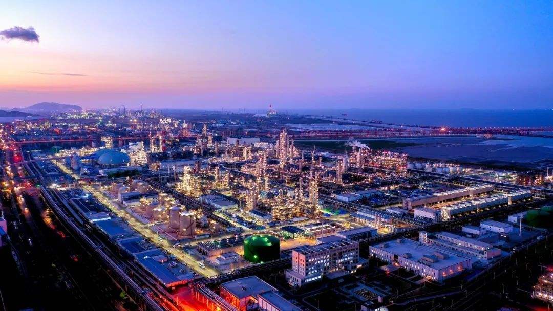 The performance of Sinopec Zhenhai Refinery No. 1 ethylene unit ...