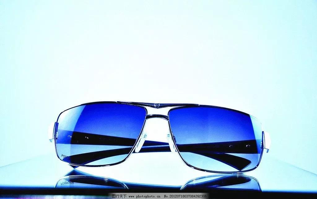 What is the difference between polarized sunglasses and ordinary