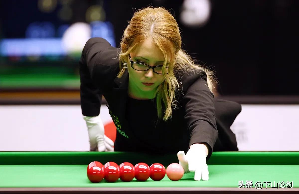 Snooker highlights: Daisy Sfara Pozlova, a beautiful referee from ...