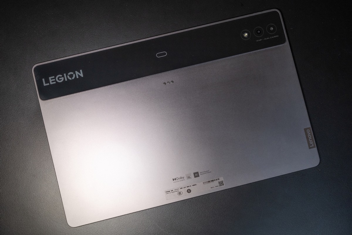 Can a 14.5inch tablet be used as a monitor? Rescuer Y900 changes your