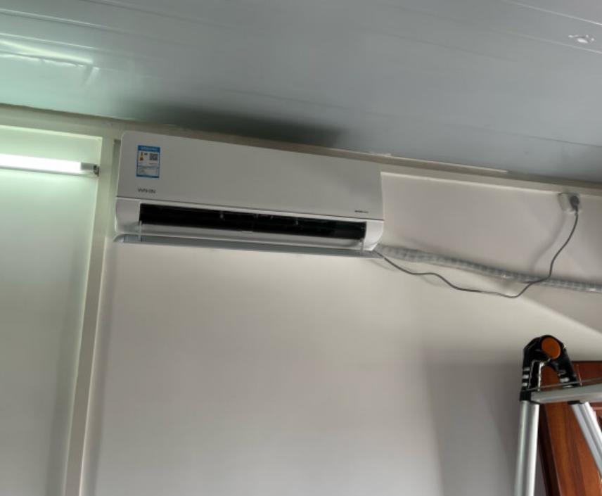 After the active "consumption downgrade", the five major household