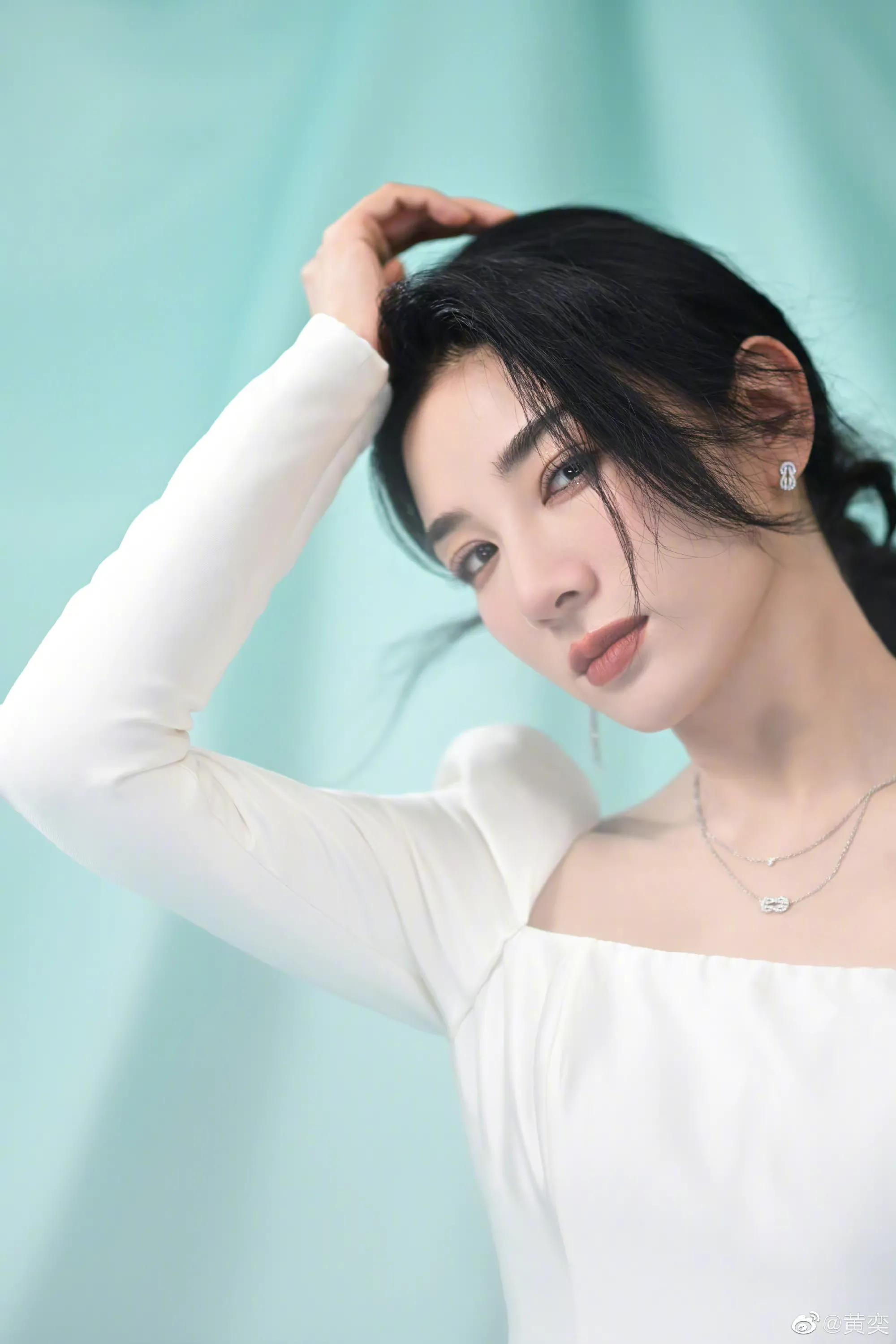 Huang Yimei Tu - iNEWS