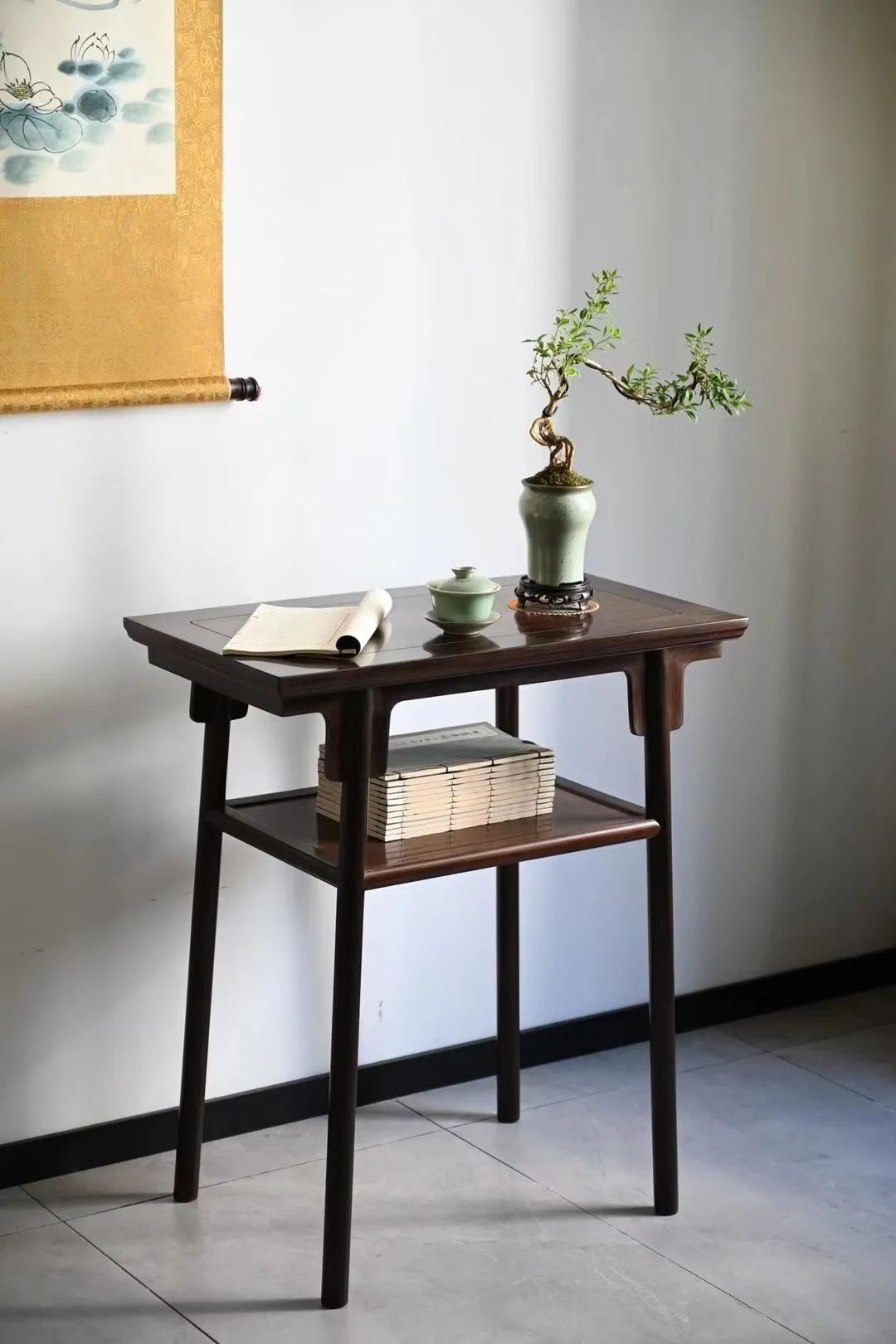 Don't buy mahogany furniture made of rosewood, it's too expensive iNEWS