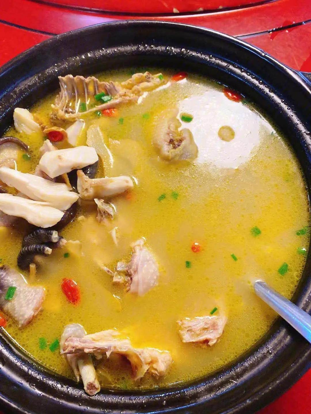 Matsutake chicken soup with fresh eyebrows! improve immunity iMedia