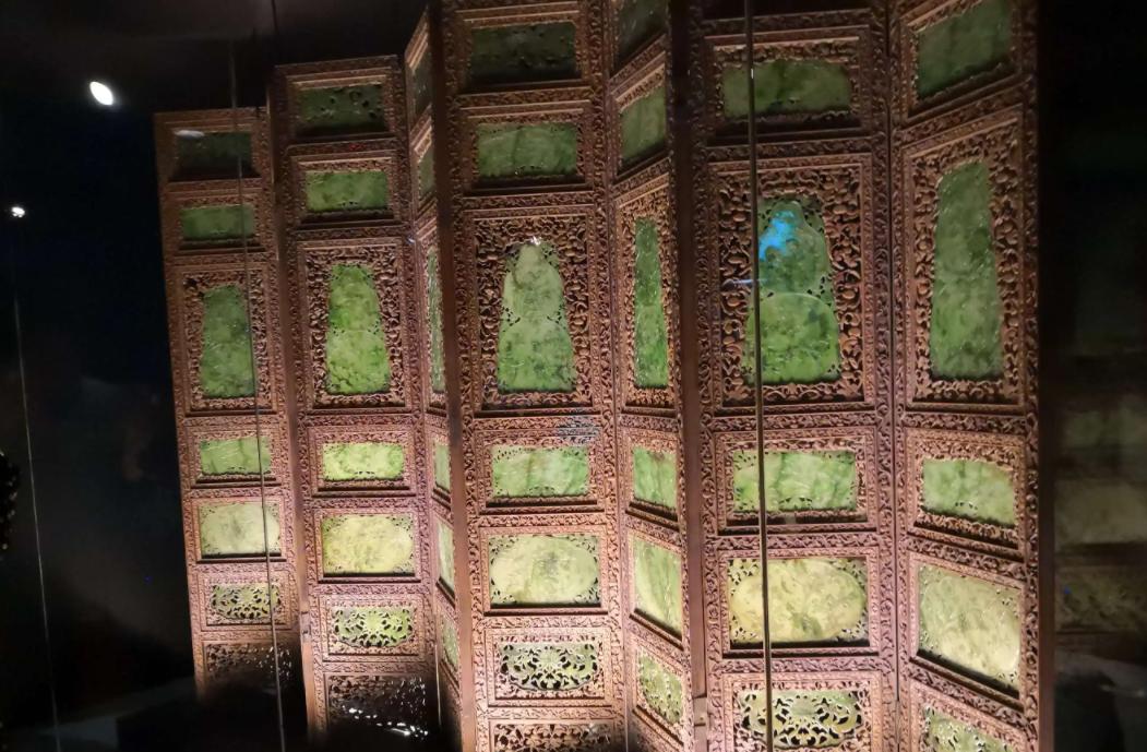 Emperor Wen of Sui wanted Yang Guang's jade screen, but Yang Guang didn ...