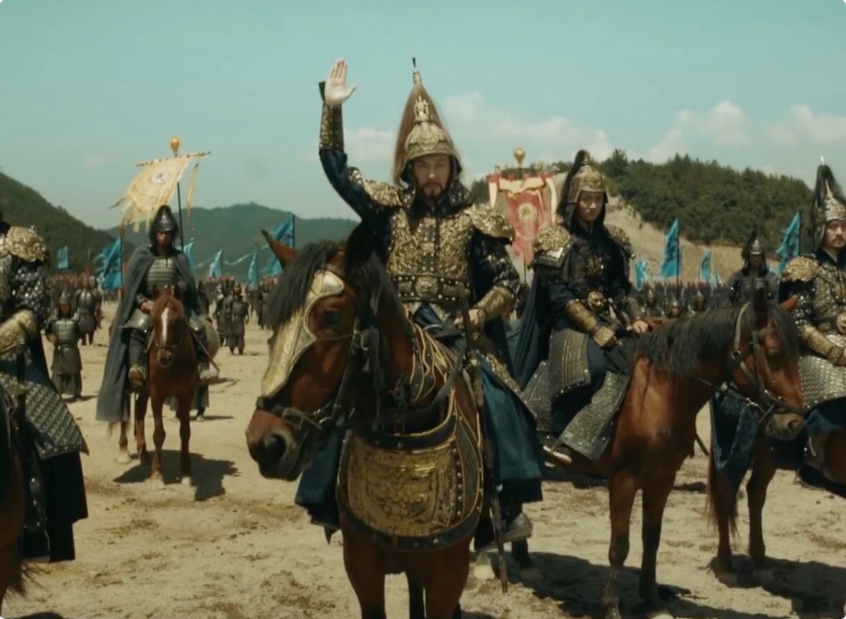 After "Do You Know", Feng Shaofeng took on the costume drama again, and ...